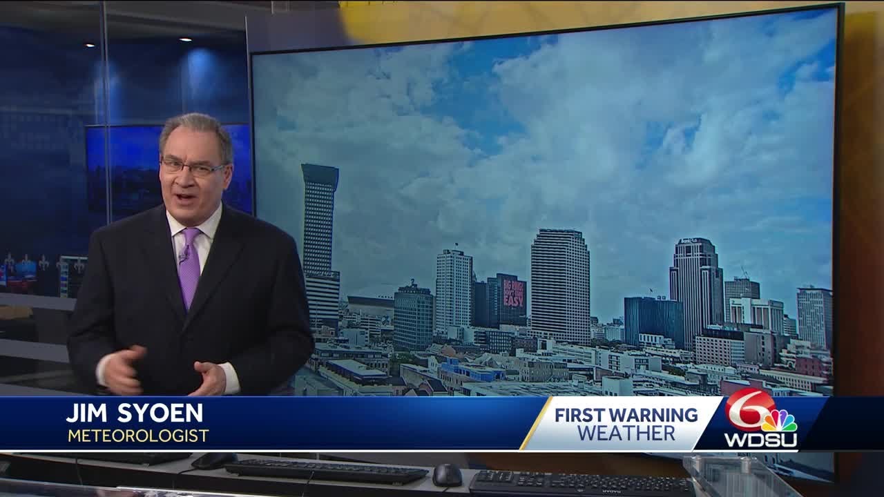 Colder air moves in overnight, warmer weekend - YouTube