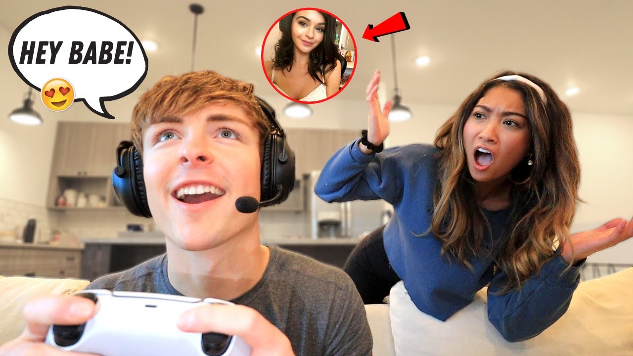 Gaming with Girls Online to See How My Girlfriend Reacts!! *BAD IDEA* 