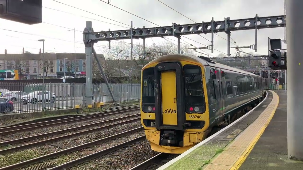 GWR 7:20AM SERVICE FROM PORTSMOUTH HARBOUR TO CARDIFF CENTRAL DEPARTING NEWPORT PLATFORM 2.