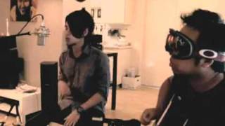 1  Nothin' On You - a cover by Tom room39.flv