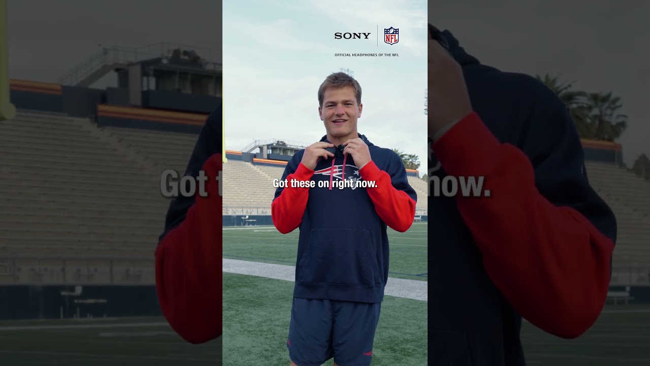 Заметки Sony с участием квотербека команды New England Patriots Дрейка Мэя