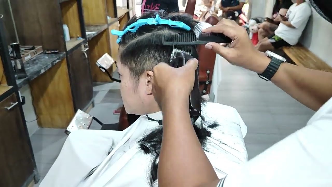 Agatha Long hair to Pixiecut