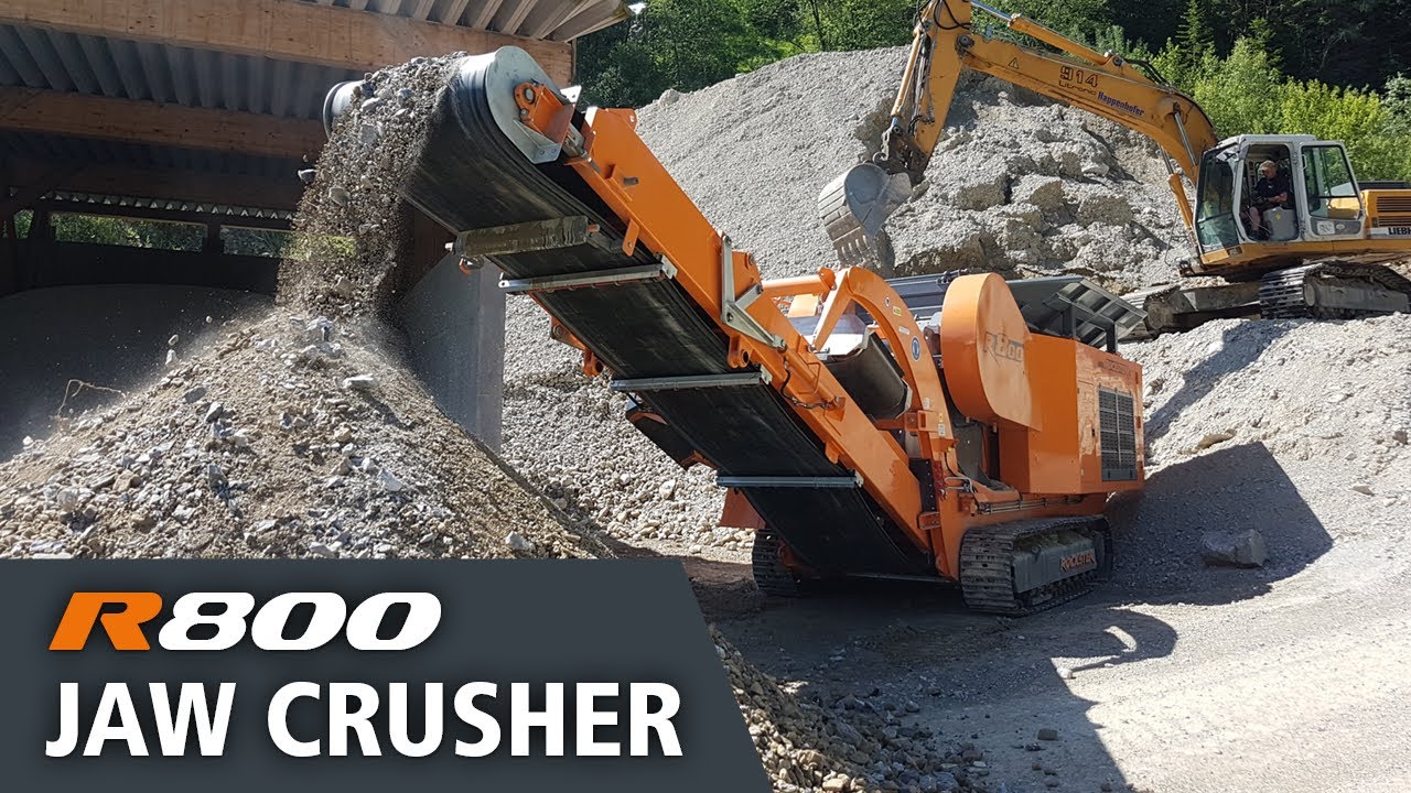 R800 Jaw Crusher processing natural stone/ Raupenmobiller Backenbrecher Natursteinaufbereitung