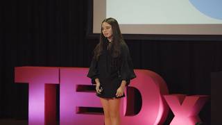The magic behind the moments | Helena Yamaji | TEDxEscola Concept Ribeirão Preto
