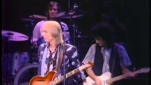 Tom Petty & The Heartbreakers -  Little Bit O'Soul - Live