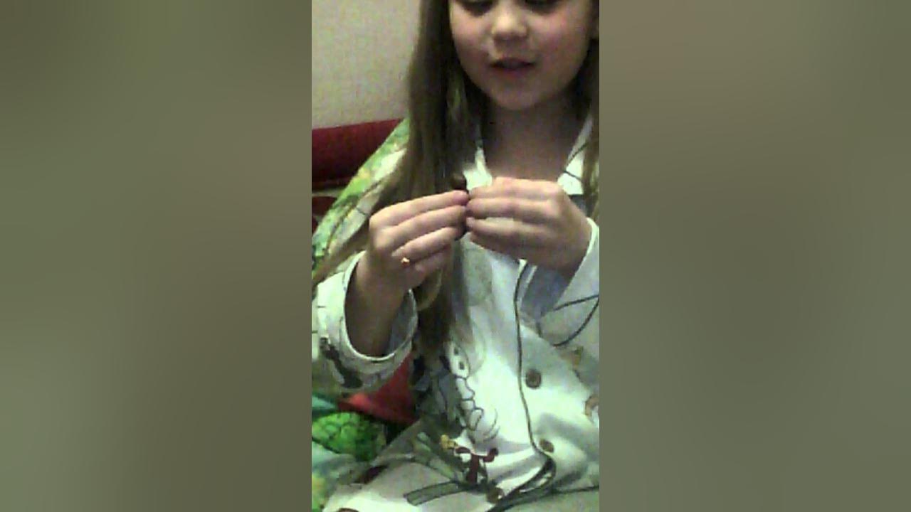 Тату макса ващенко. 1997 бедная саша юлия чернова. Сестричка макс. Макс ващенко и его сестра. Сестричка макс.