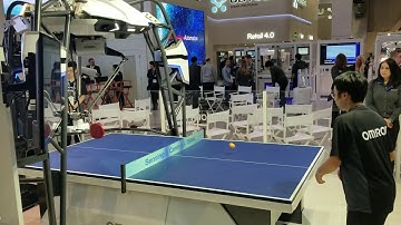 Best of CES 2019 : OMRON robot PLAYS ping pong