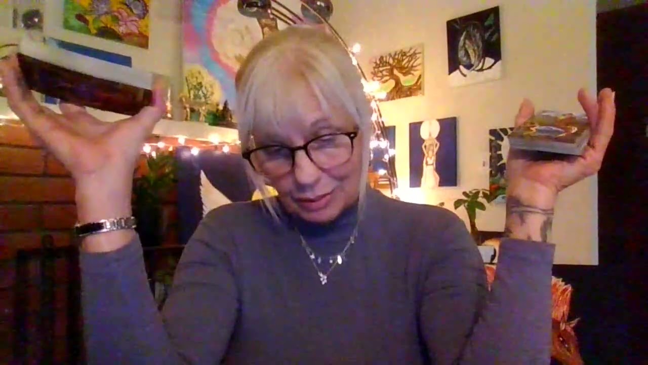 Рыбы, будь пауком, а не мухой! Твоя свобода создается Вселенной! Отпусти ситуацию и прислушайся!