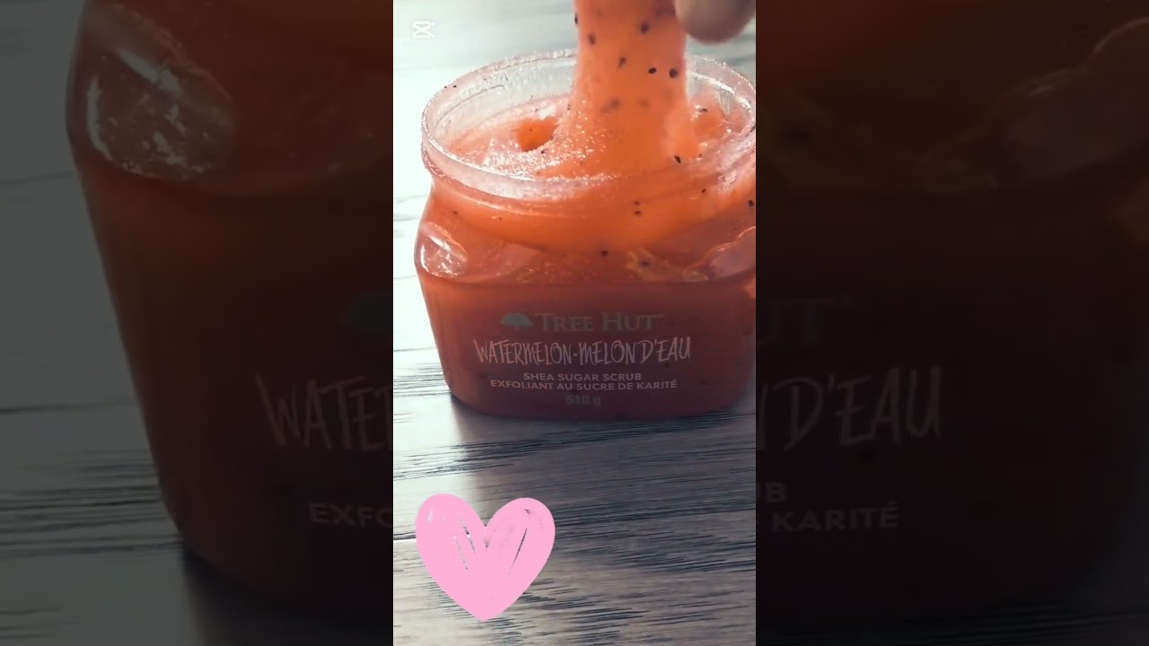 let's see how stretchy the tree hut exfoliating scrub is 🍉 