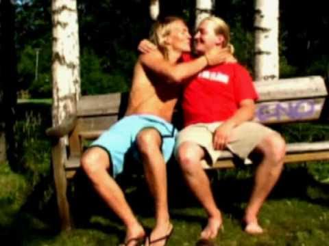 Dudesons Jukka and Jarppi kissing (gay) - YouTube