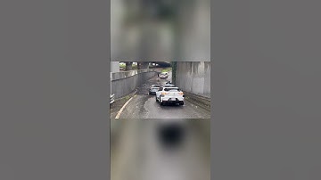 waymo ai vehicles are afraid of water #waymo #selfdriving #aihype #sanfrancisco #bayarea