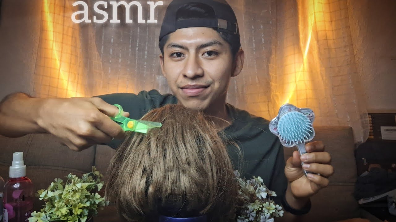 ASMR en Español | Tu Amigo de Confianza Te Corta y Cuida el Cabello 💇‍♂️