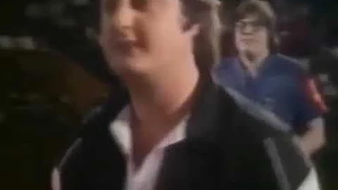 1981 Darts World masters semifinals.  Eric Bristow...
