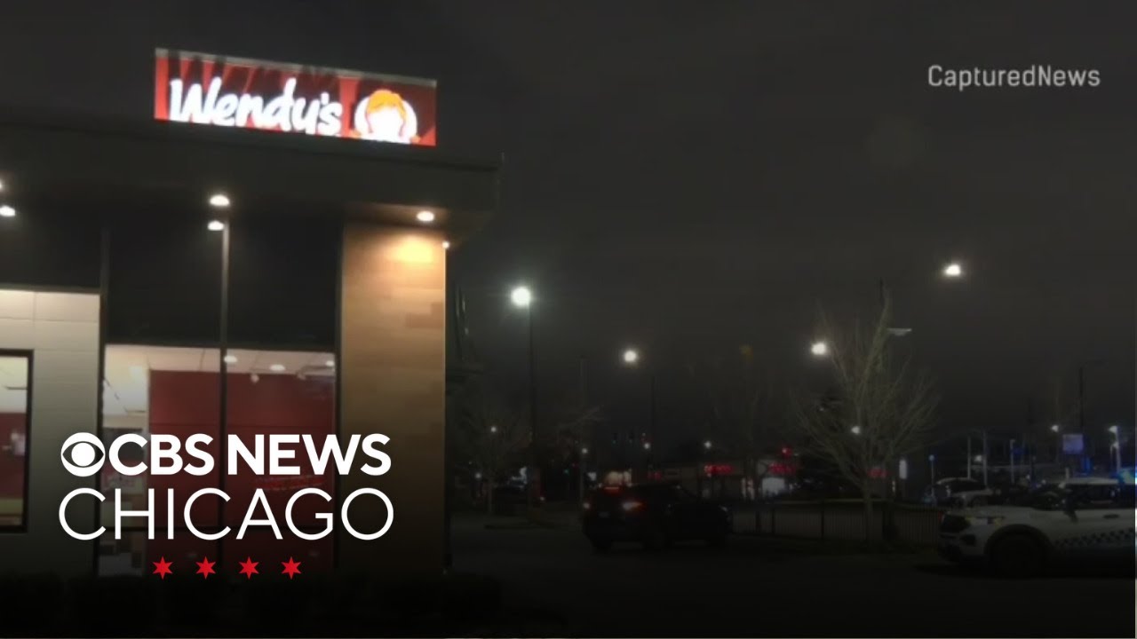 Man stabbed at South Side Chicago Wendy's - YouTube