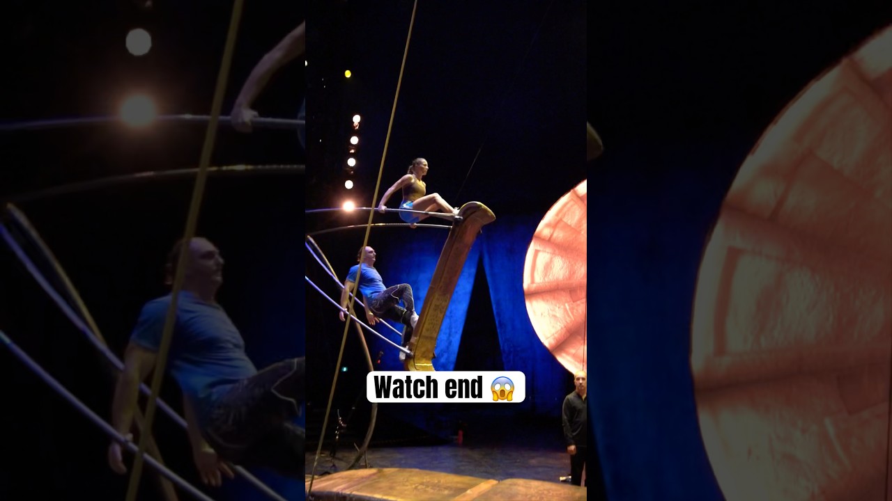 ПОТРЯСАЮЩИЙ прыжок с качелей на качели 😱