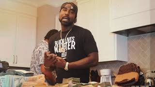 Young Buck Signed Up | Official Music Video