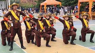 Download Lagu THE STORY OF THE GREAT KING ZULKARNAIN! Performance of the Flag Raising Team of Al-Amin Islamic V... MP3