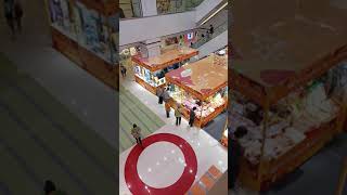 Time Lunch In Mall