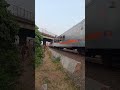 KA Manahan & Argo Sindoro melintas langsung #shortvideo #shorts #keretaapi #likecommentsubscribe