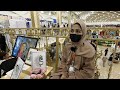 هیله نورزی وایی رسامي او نقاشي یې له انټرنټ زده کړې ده 