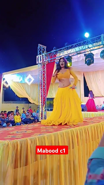 Barson ke baad maine bandhi #dance #stageshowdance #arkestra #song #mukablastageshow #danceshowcase