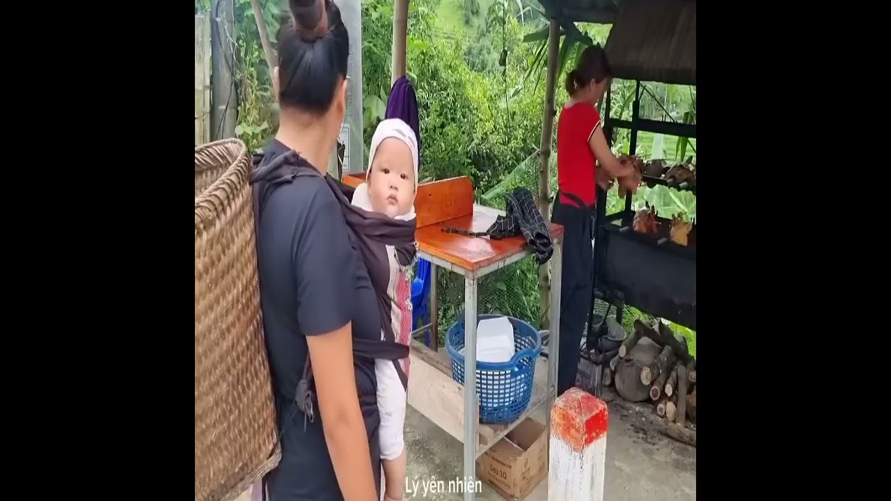 3 mother and child get good people, give some things