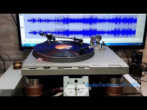 Audio-Technica AT-XP3 vs. Shure M55