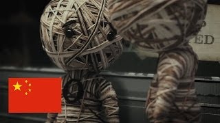 Zero 《零》-中文版
在零的社会中,个人的地位是由他们与生俱来的数字而决定。零经历了别人无数的偏见和迫害,走着一条孤独的道路。直到有一天,他遇到了一个零女孩。通过坚持,勇气和真爱,他们实现了从一无所有到创造辉煌的奇迹!
请关注和订阅我们的其他动画:
http://www.youtube.com/zealouscreative
中文旁白:朱文欣 (Narrated by: Kevin Zhu)
Twitter: @kzvoices
http://www.youtube.com/user/kzvoices
请勿重新上传这部电影,谢谢。 Zero 《零》-中文版