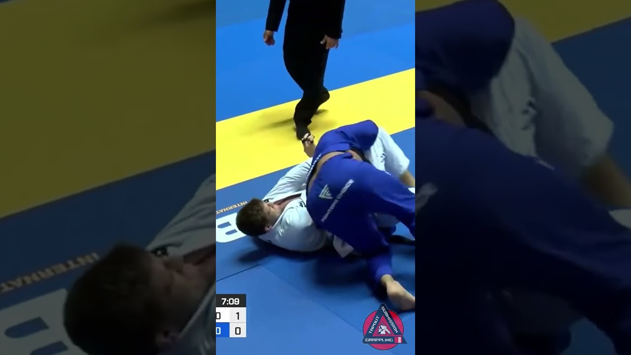 Meregali Puts Cyborg To Sleep With ''Loop Choke'' 😴💪 😱 IBJJF World Championships🏆 2021 🌎🥋🤼‍♂️