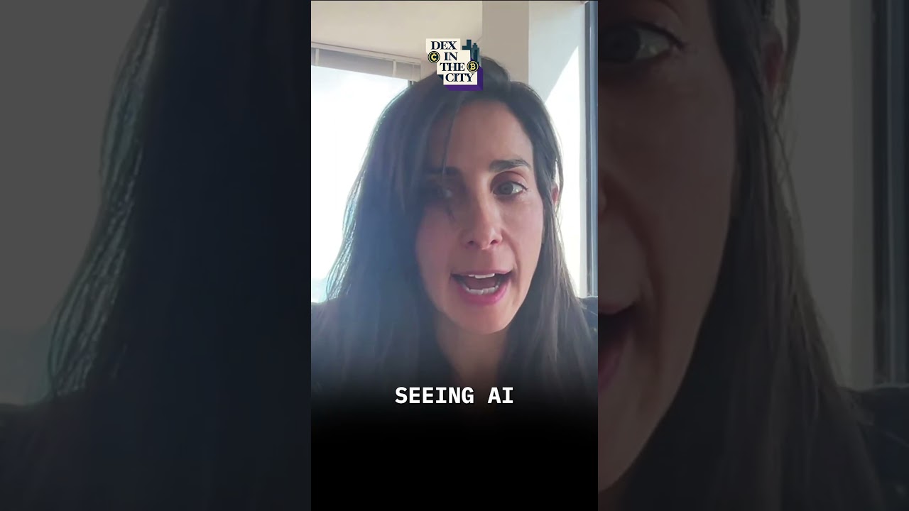 تصویر کوچک Why 43% of Americans Now Fear AI Could End Humanity #shorts #viralvideo