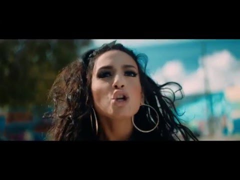 Zoey Dollaz - Blow A Check