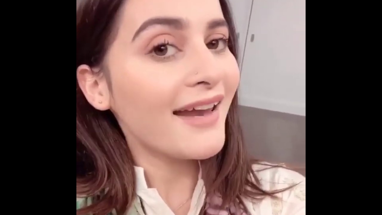 Our support is growing - Pakistani Star @aimankhanofficial is supporting Karachi Kings