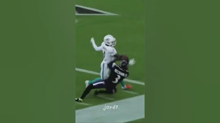 Wonder what they said to Lamar??😳#fyp #viralvideo #shorts #trending #lamarjackson #football