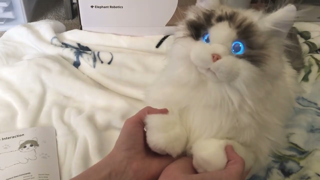 ELEPHANT ROBOTICS metaCat, Lifelike Companion Robot Cat Review, Realistic shape, very cuddly and bea