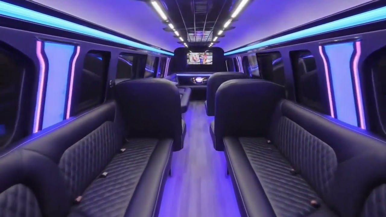 Kirkland Charter Bus Rentals for Groups of Any Size