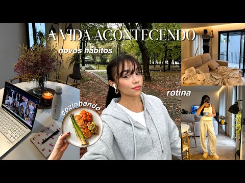 life happening || fall routine, new habits & apartment updates