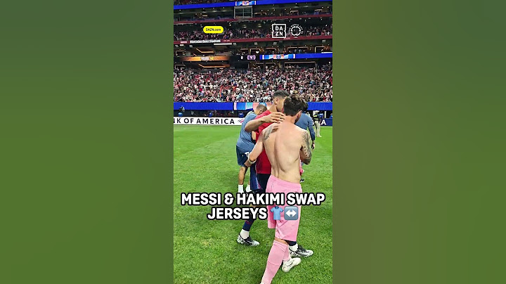 Lionel Messi And Achraf Hakimi Swap Shirts After PSG-Inter Miami