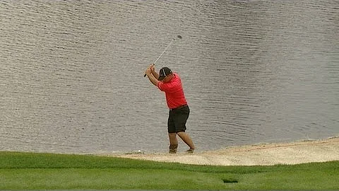 Nicholas Thompson makes incredible par save from t...
