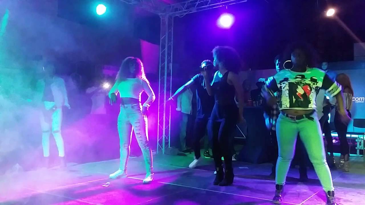 Ninita medley bwana,kin fever live