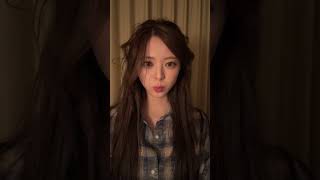 Kpop Yuna Itzy Clumsy Queen Vs Elegant Goddess