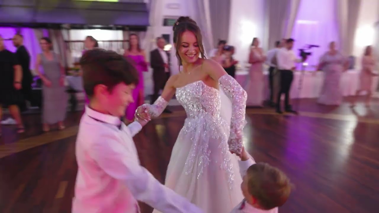 Zespół Muzyczny Rezonans - Mix weselny - Ore ore , Kto za Tobą , Daj mi tę noc , Cyganeczka Zosia