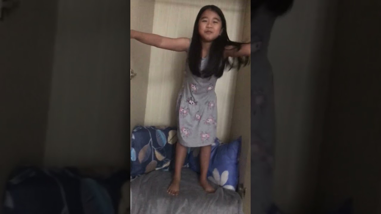 Lucy with a crazy dance🤣