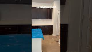 #realestate #kitchen #charlotte #townhome #townhomes #realestateagent #charlottenc