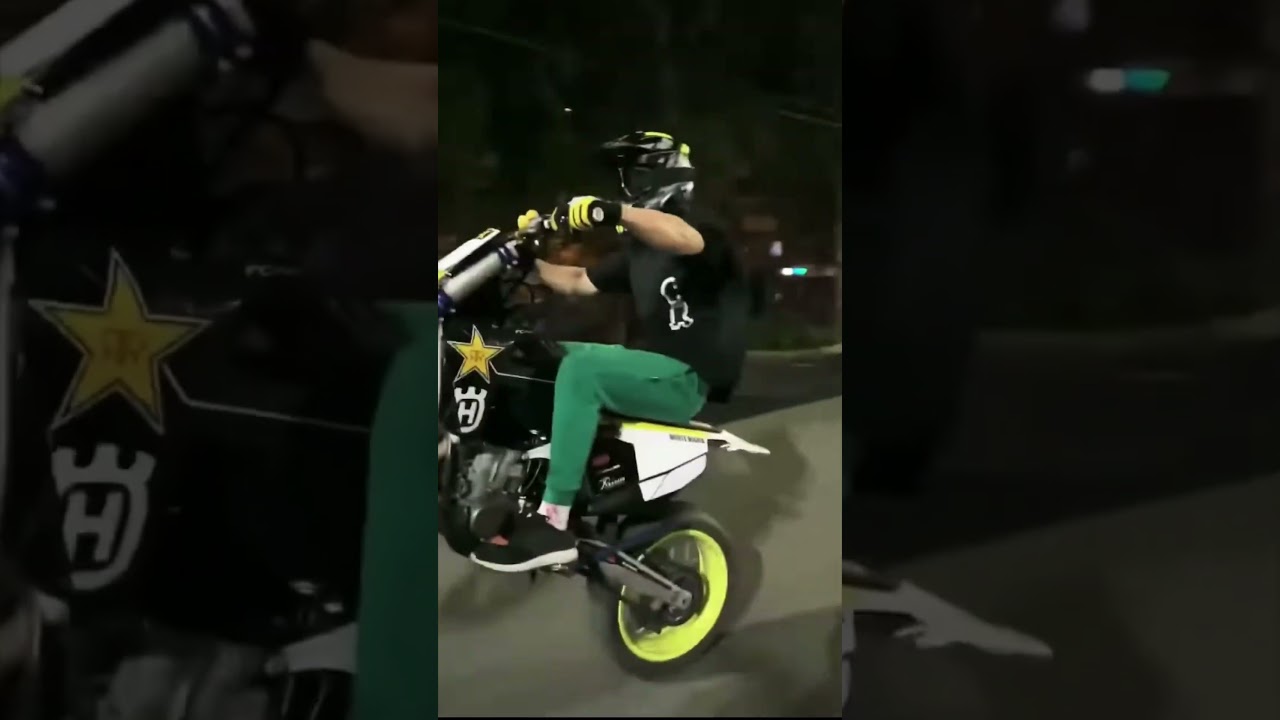 по городу на заднем колесе, 