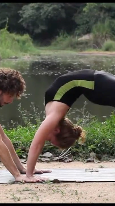 yoga backbend adjustments workshop #yogapose #yogae #yogaasana