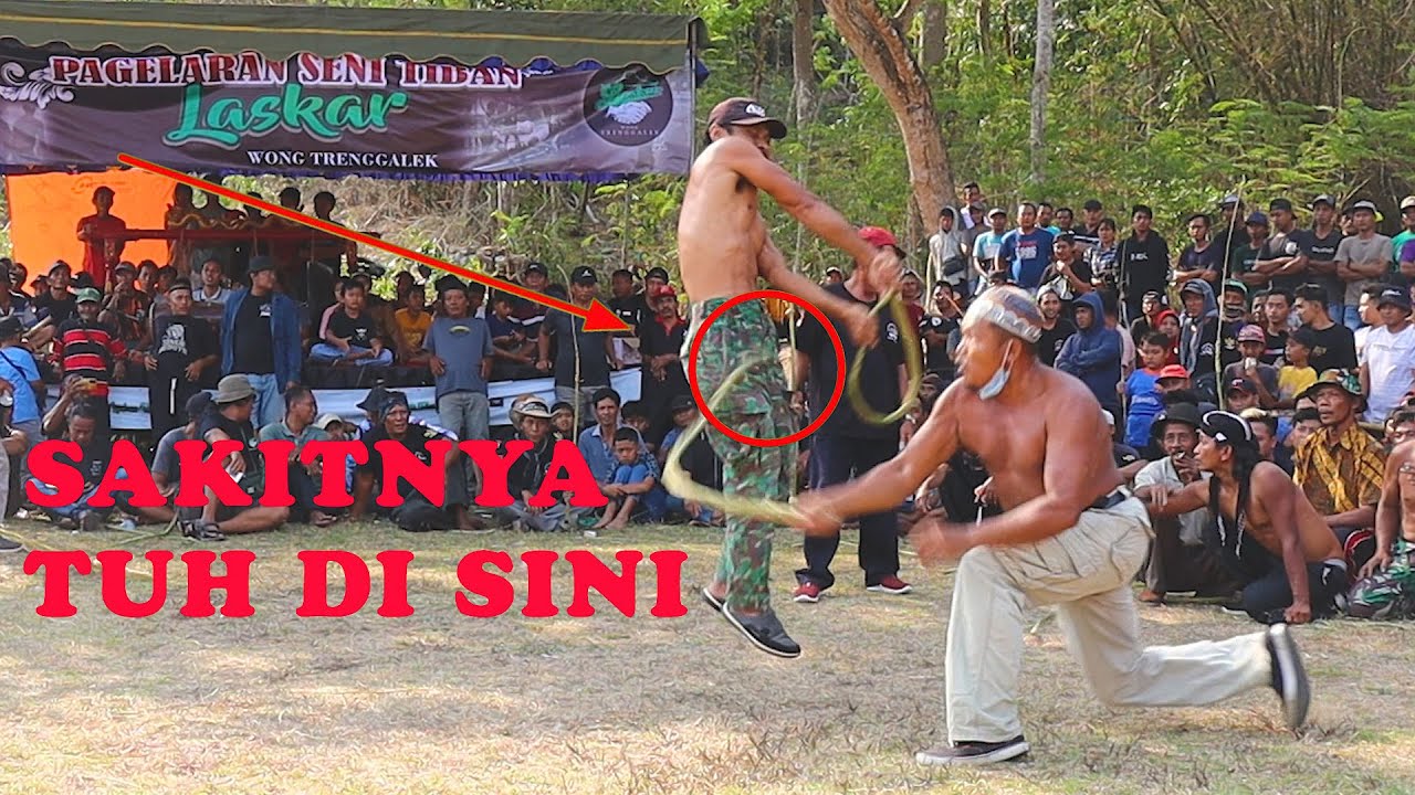 Sabetan pecut meleset ke peli (kemaluan) dan Muka TIBAN Trenggalek