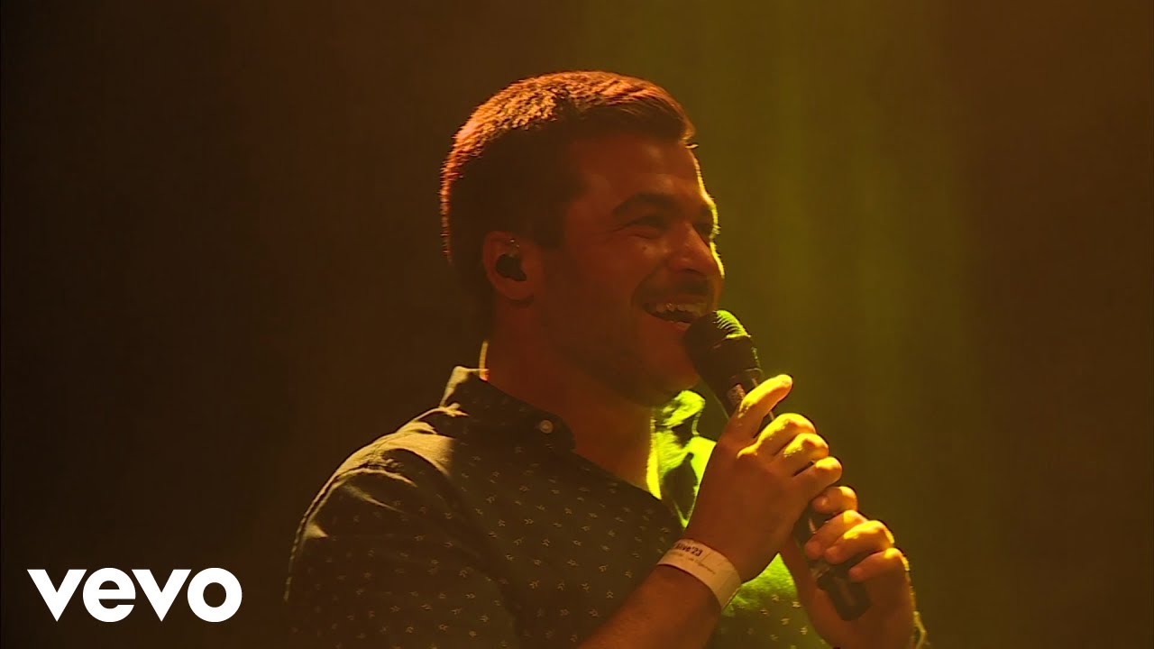 Luís Trigacheiro - Gotinha De Água (Ao Vivo no NOS Alive 2023) Luís Trigacheiro - Gotinha De Água (Ao Vivo no NOS Alive 2023)