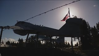 2 Navy aviators declared dead after a fighter jet crashed in Washington state