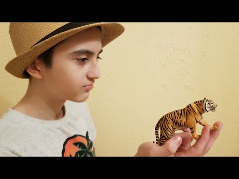 Обзор фигурки амурского тигра (Schleich, 2014).