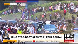 King Oyos Body Received In Fort Portal By Thousands Of Mourners